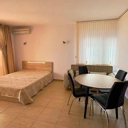 в комплекс златна дюна Apartament Nesebăr