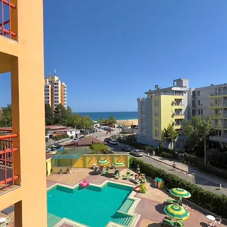 в комплекс златна дюна Apartment *